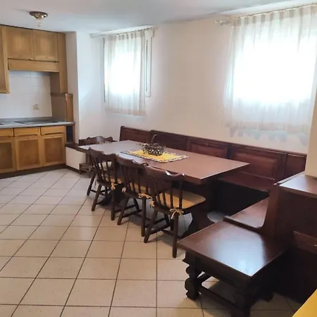 With Parking For Four Guests لينانو سابيادورو