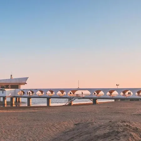 With Parking For Four Guests Appartamento Lignano Sabbiadoro